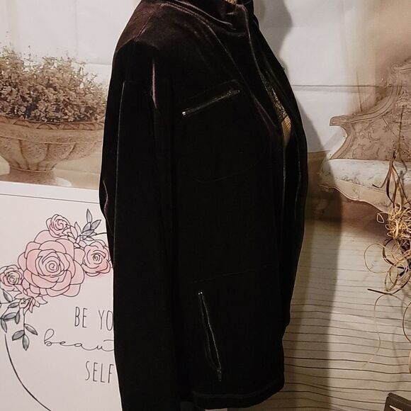 CHICO'S Soft Velour Brown  Stylish Jacket Size 2 - Picture 3 of 7